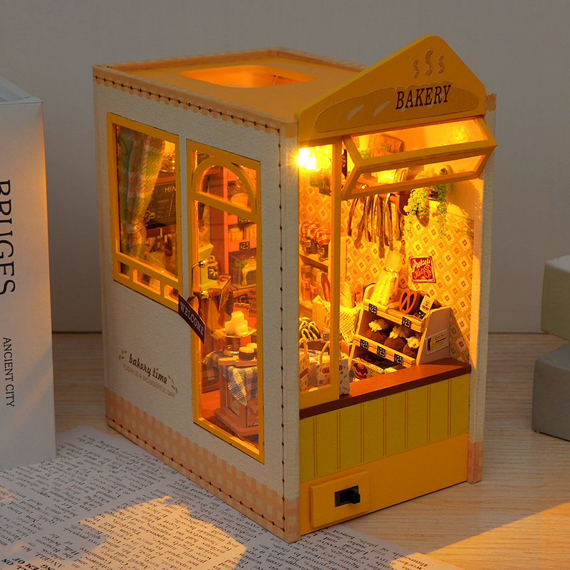 DIY Houten Boekenhoekje Insert - Model Kit Japan Shop recensie en prijs