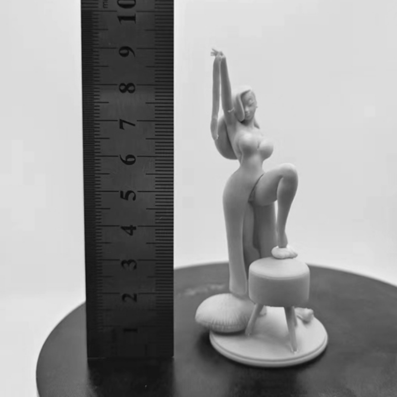 Bunny Girl Miniatuur Standbeel - Model Kit Wargreymon recensie en prijs
